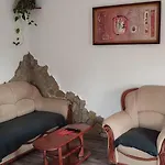 Lugas * Ταπόλκα