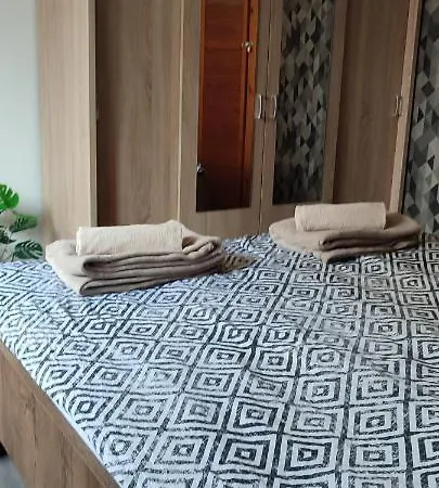 Apartament Lugas *