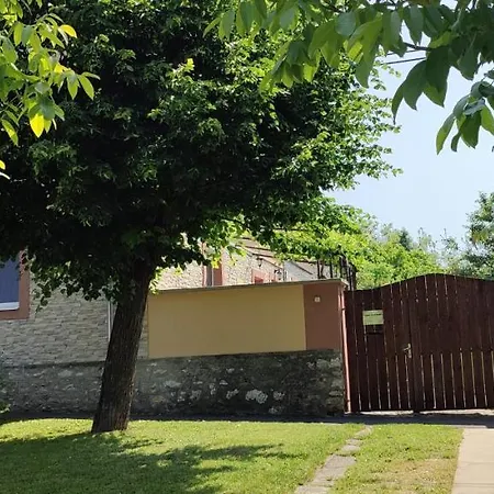 Lugas * タポルツァ