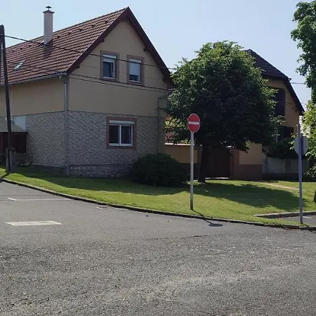 Lugas * Tapolca